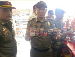 Peredaran Rokok Ilegal, Satpol PP dan Damkar Sulbar Sosialisasi Larangan