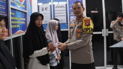Tidak Panik Lagi Bertemu Polisi di Jalan, Salsabila Penerima SIM Gratis Ucapkan Terima Kasih