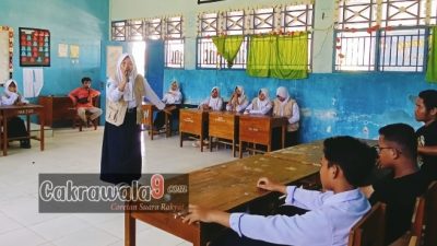 Siswa SMP Negeri 6 Majene Latihan untuk Festival Lomba Seni, Sekolah Beri Dukungan Penuh